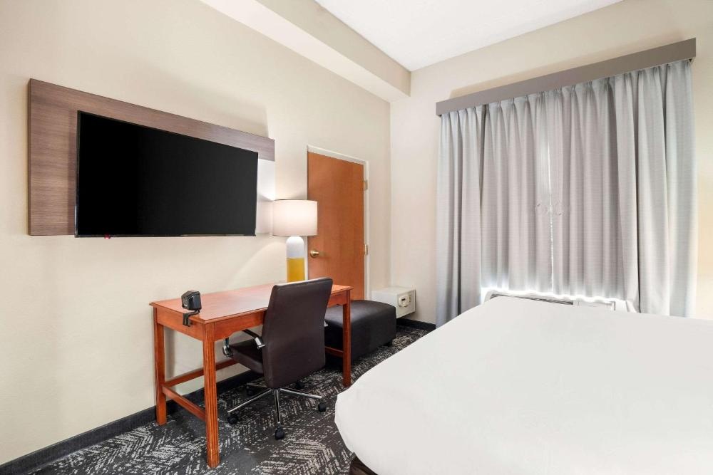 Comfort Suites Columbia at Harbison